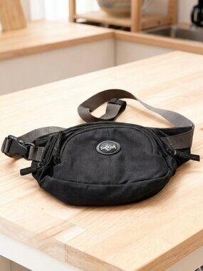 Eagle Creek Black Waist Pack for Men